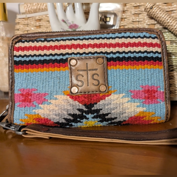 STS Ranchwear Handbags - Sts ranchwear serape wallet